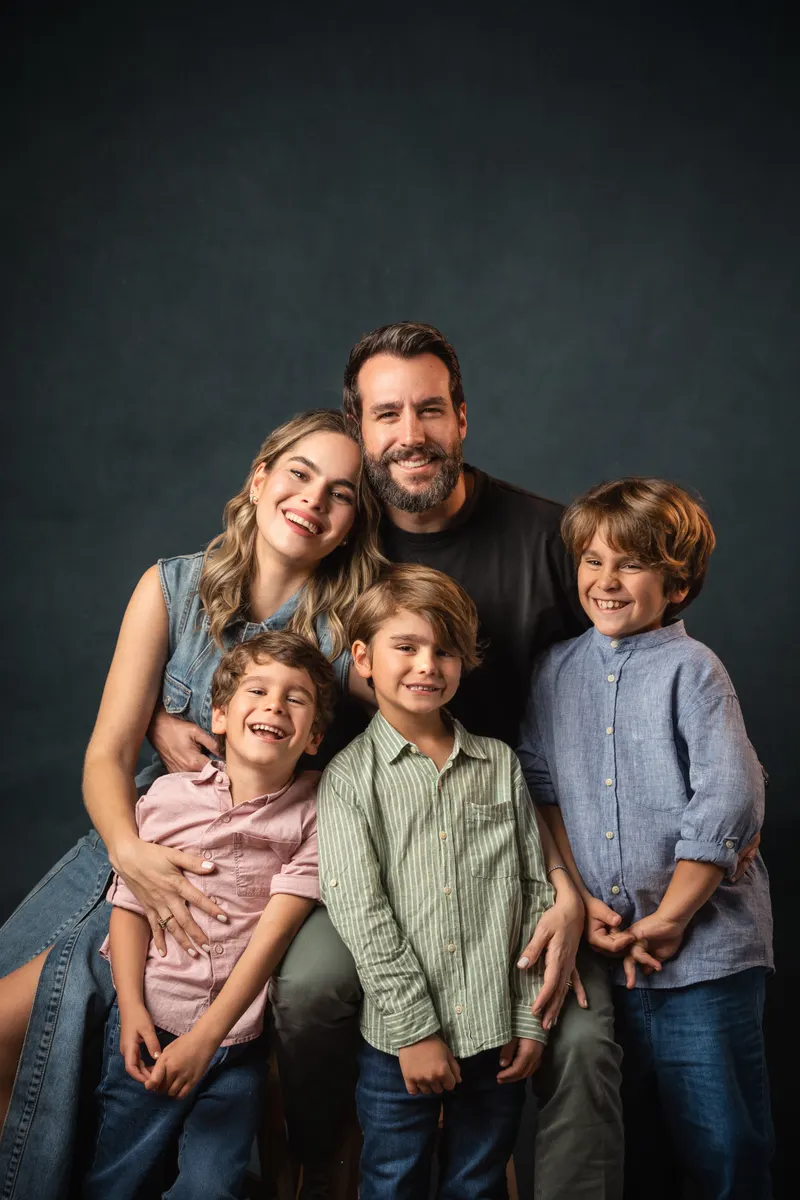Familia de cinco en estudio
